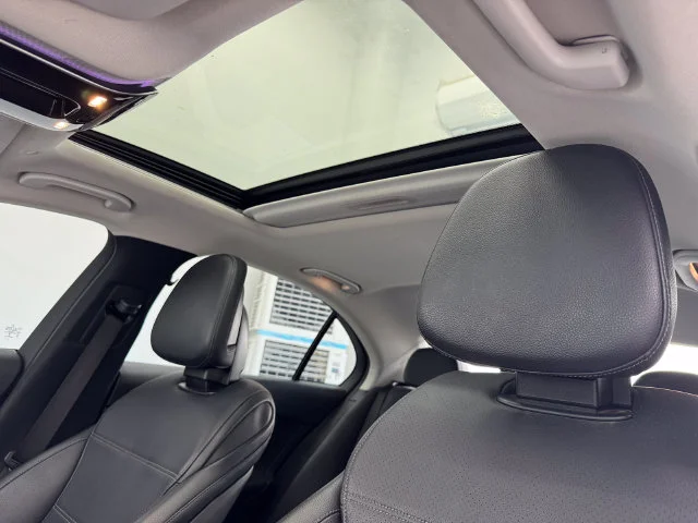 Used 2022 White Mercedes-Benz C 300 image 5