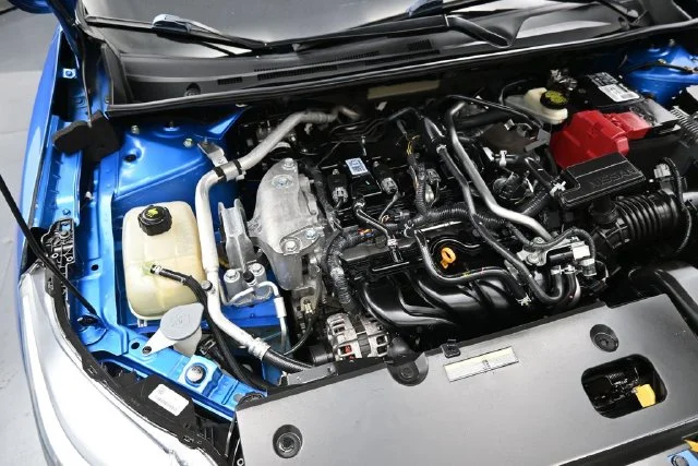 Used 2020 Blue Nissan SV image 38