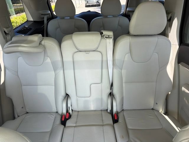 Used 2025 Denim Blue Metallic Volvo Plus image 9