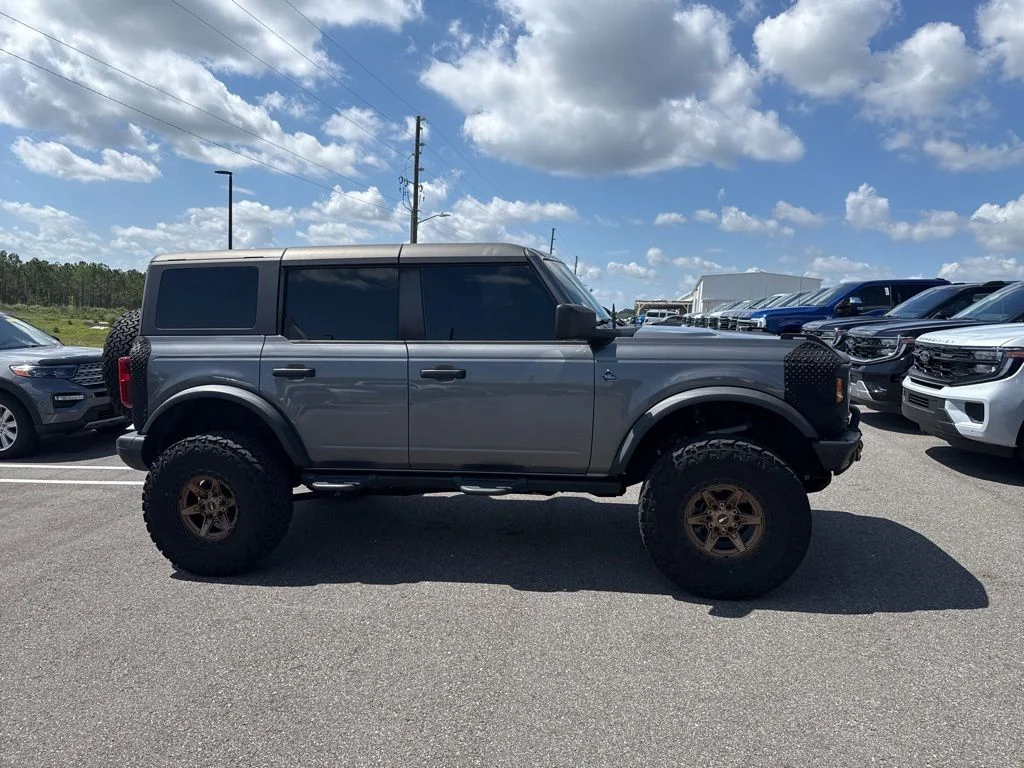 2023 Ford Bronco Black Diamond Mid (322A) 4x4's photo