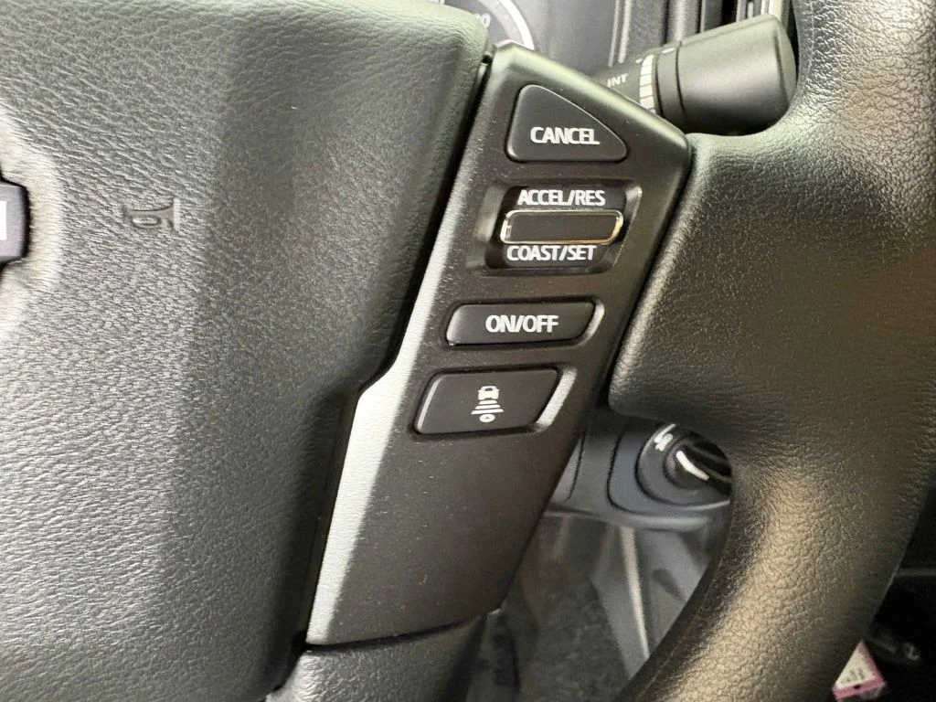 New 2026 Glacier White Nissan King Cab® S image 22