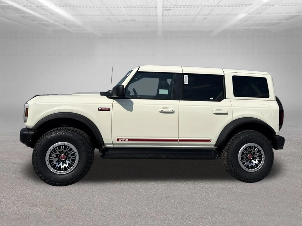 New 2026 Wimbledon White Ford Outer Banks® image 5