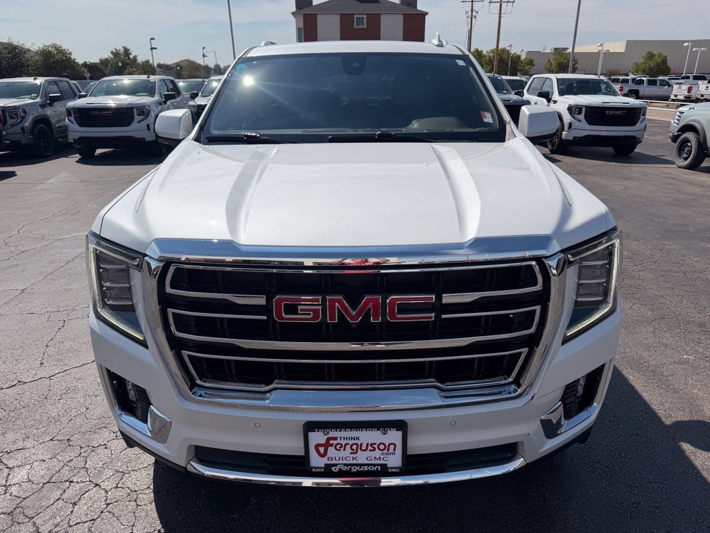 Used 2022 WHITE FROST TRICOAT GMC SLT image 9