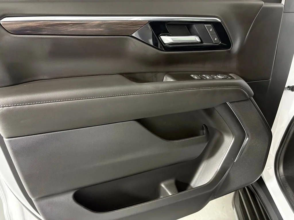 2026 Chevrolet Tahoe LS - Photo 17