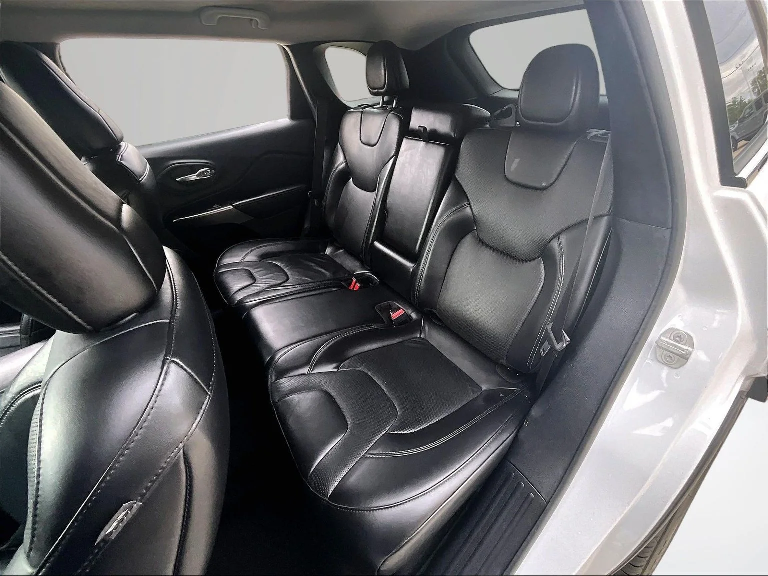 Used 2020 White Jeep Limited image 26