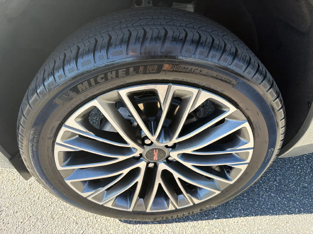 Used 2026 Silver GMC Denali image 11