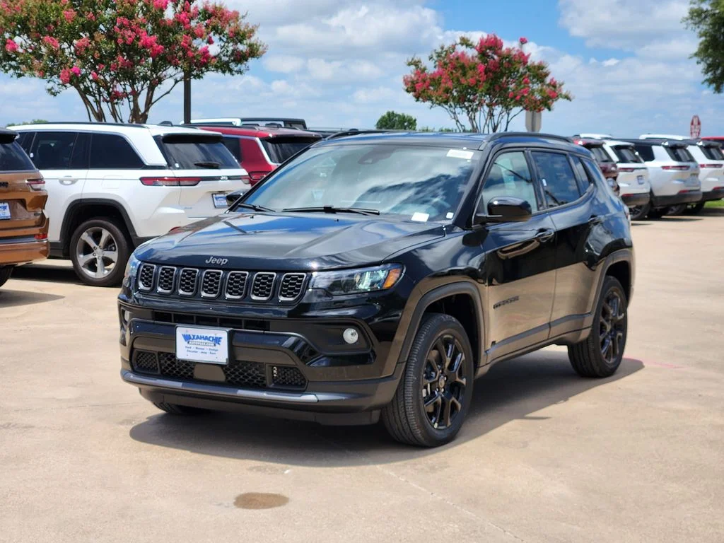 New 2026 Diamond Black Crystal Pearlcoat Jeep Latitude image 2
