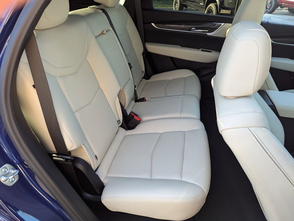 2025 Cadillac XT5 Sport - Photo 33