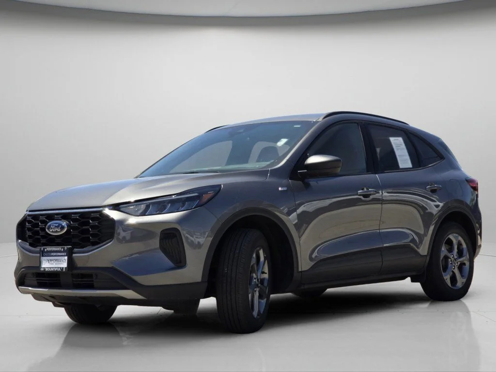 Used 2025 Gray Metallic Ford ST-Line image 18