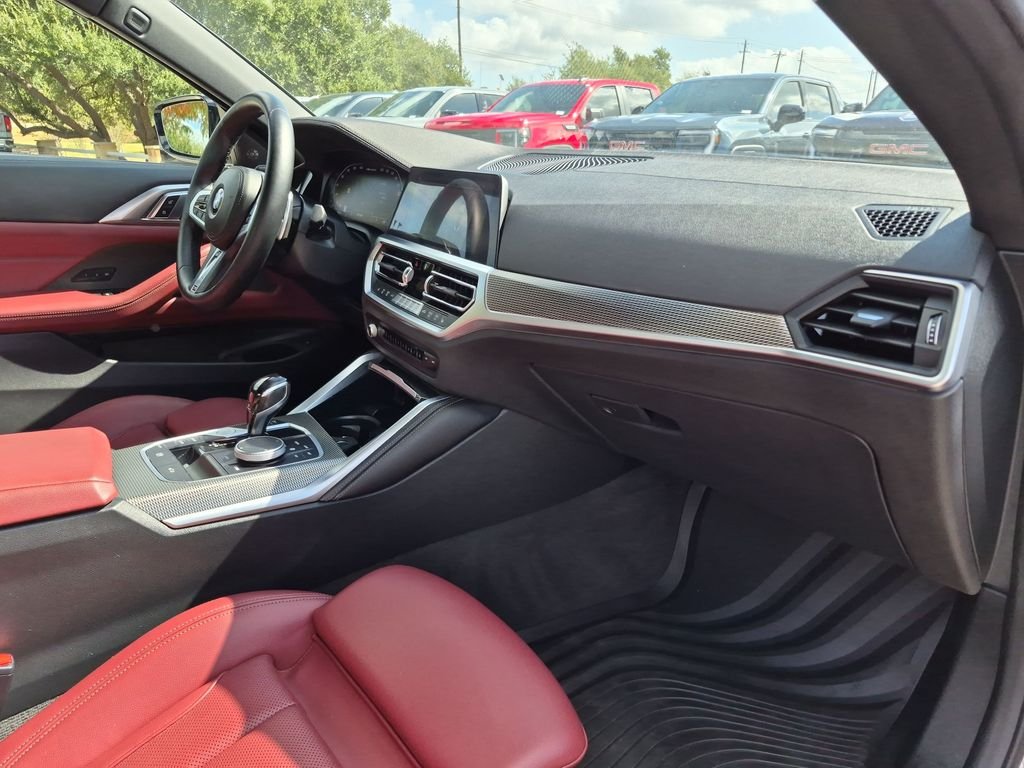 Used 2023 White BMW M440i image 38