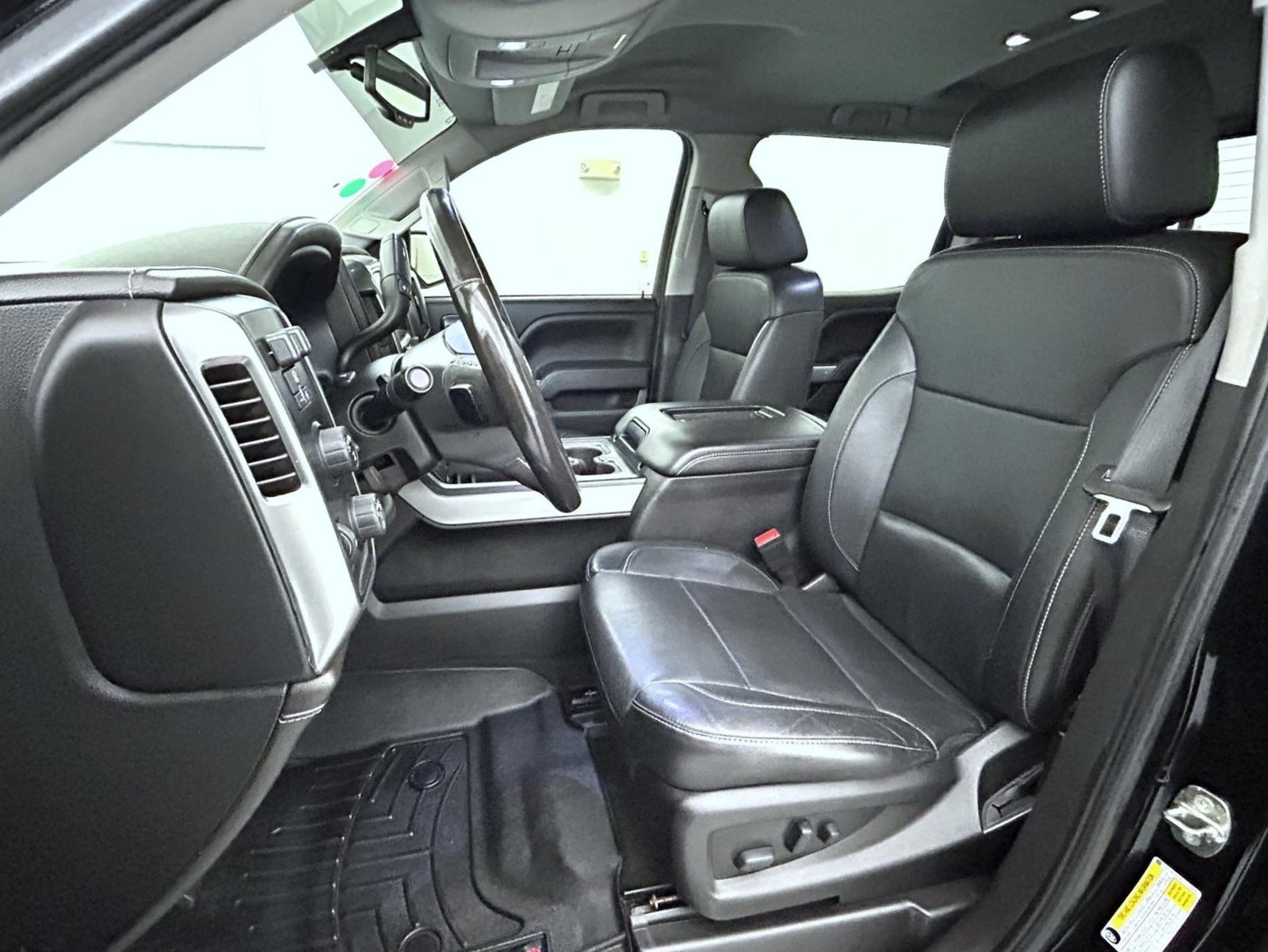 Used 2018 Black Chevrolet LTZ image 10