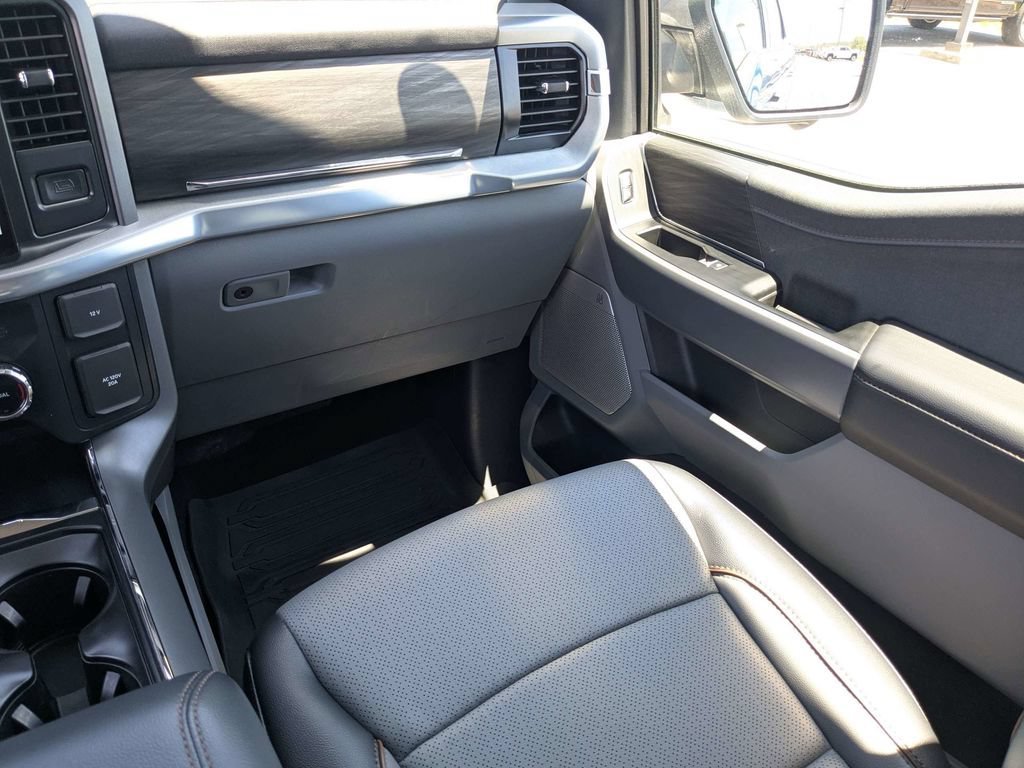 Used 2025 Blue Ford LARIAT image 16
