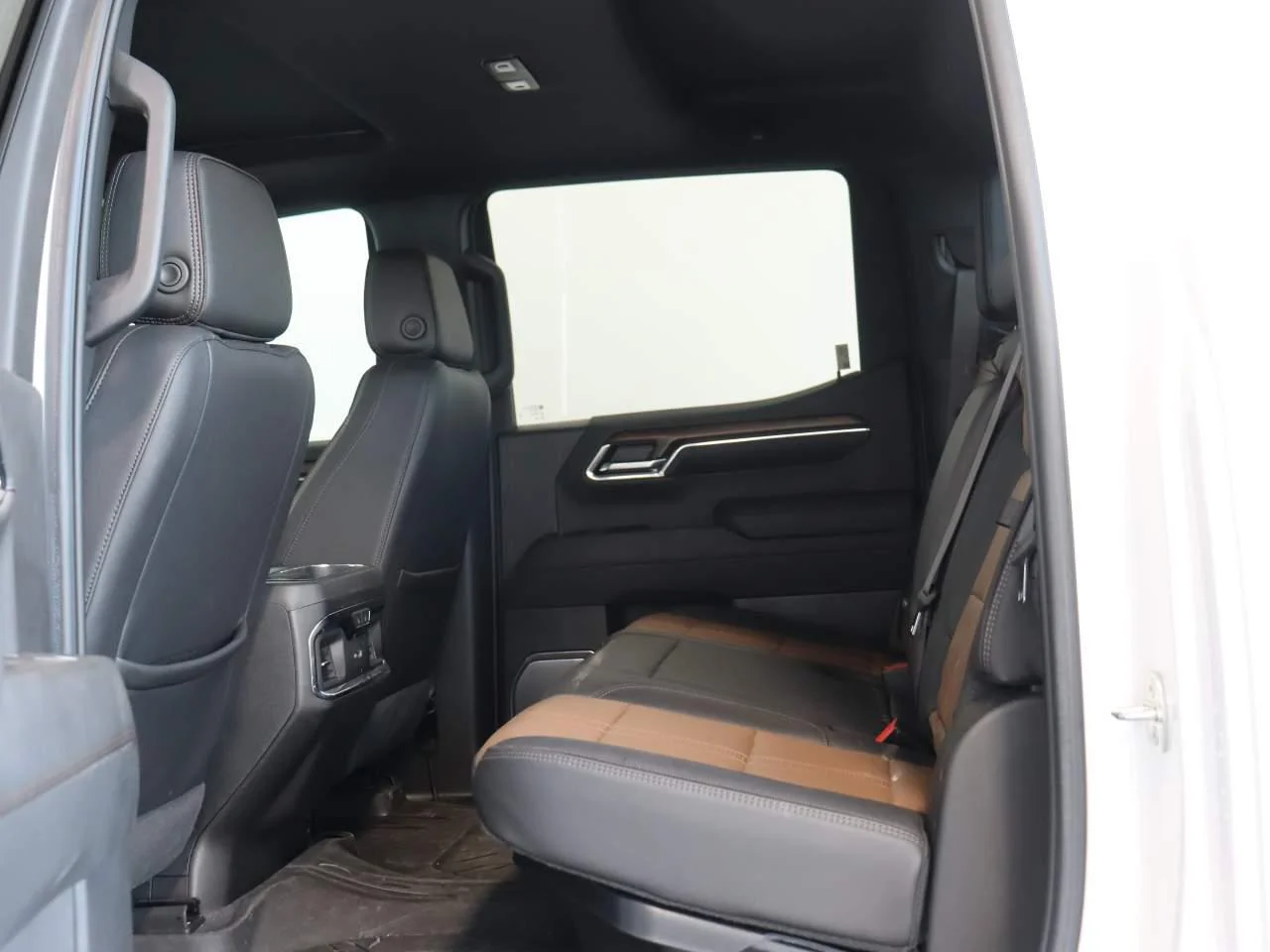 2024 Chevrolet Silverado 1500 High Country - Photo 16