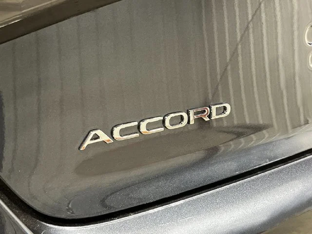New 2026 Meteorite Gray Metallic Honda SE image 6