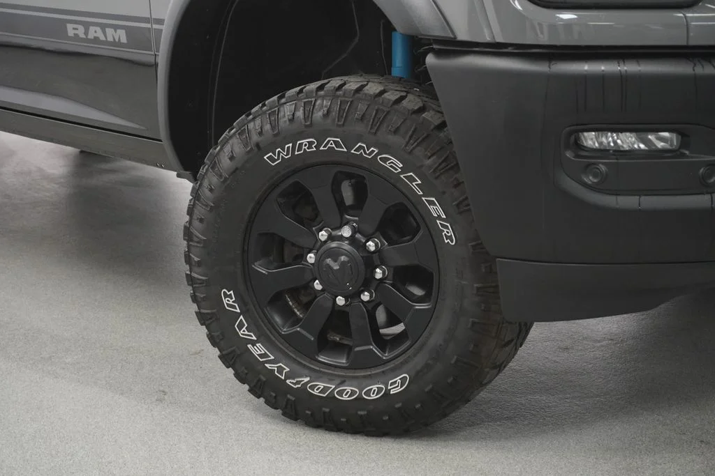 Certified Used 2024 White Ram Power Wagon Lunar Edition image 4