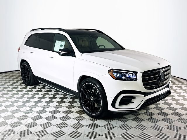 New 2026 MANUFAKTUR Moonlight White Metallic Mercedes-Benz GLS 580 image 34