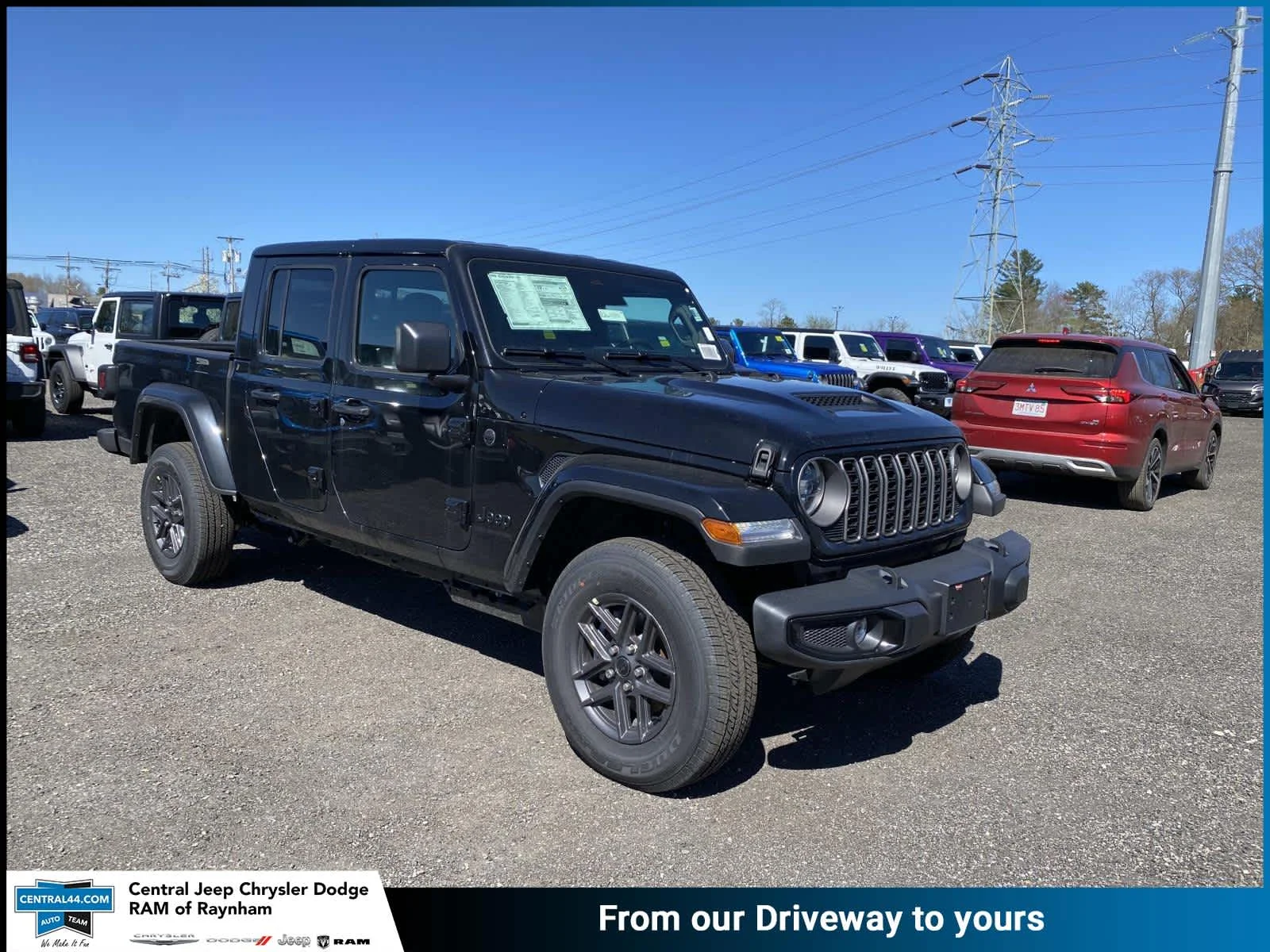 2026 Jeep Gladiator Sport S Auto's photo