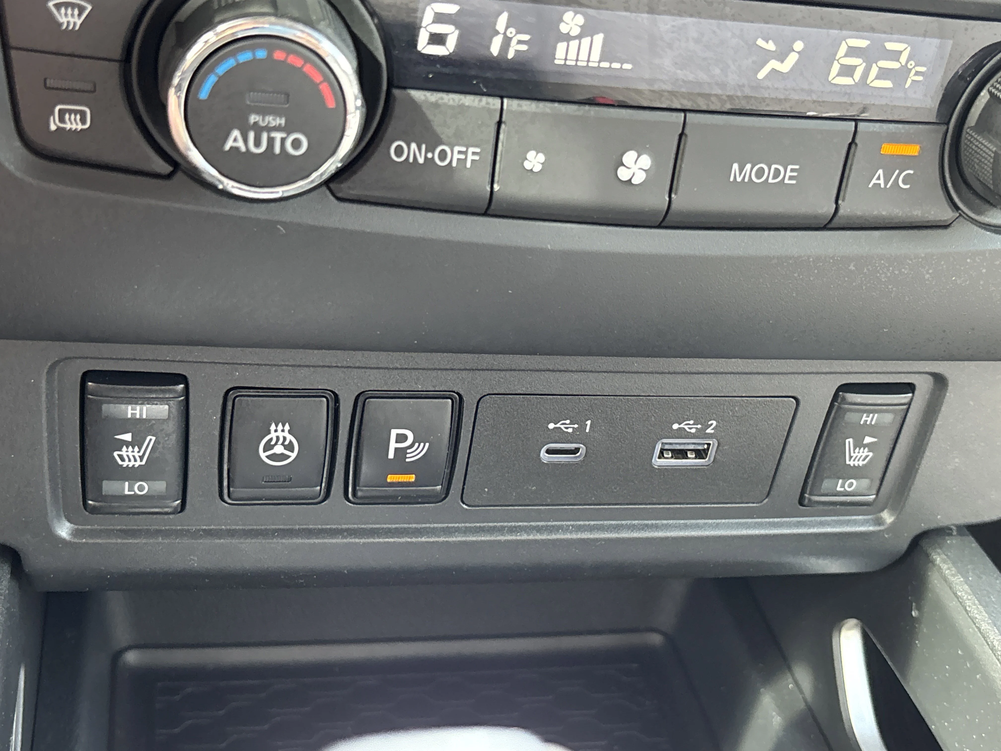 Used 2025 Bluestone Pearl Nissan SV image 33