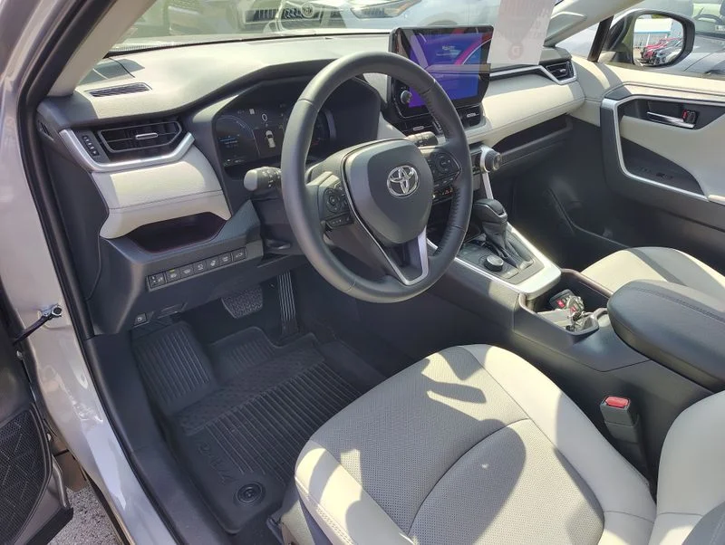 Used 2025 Silver Toyota Limited image 15