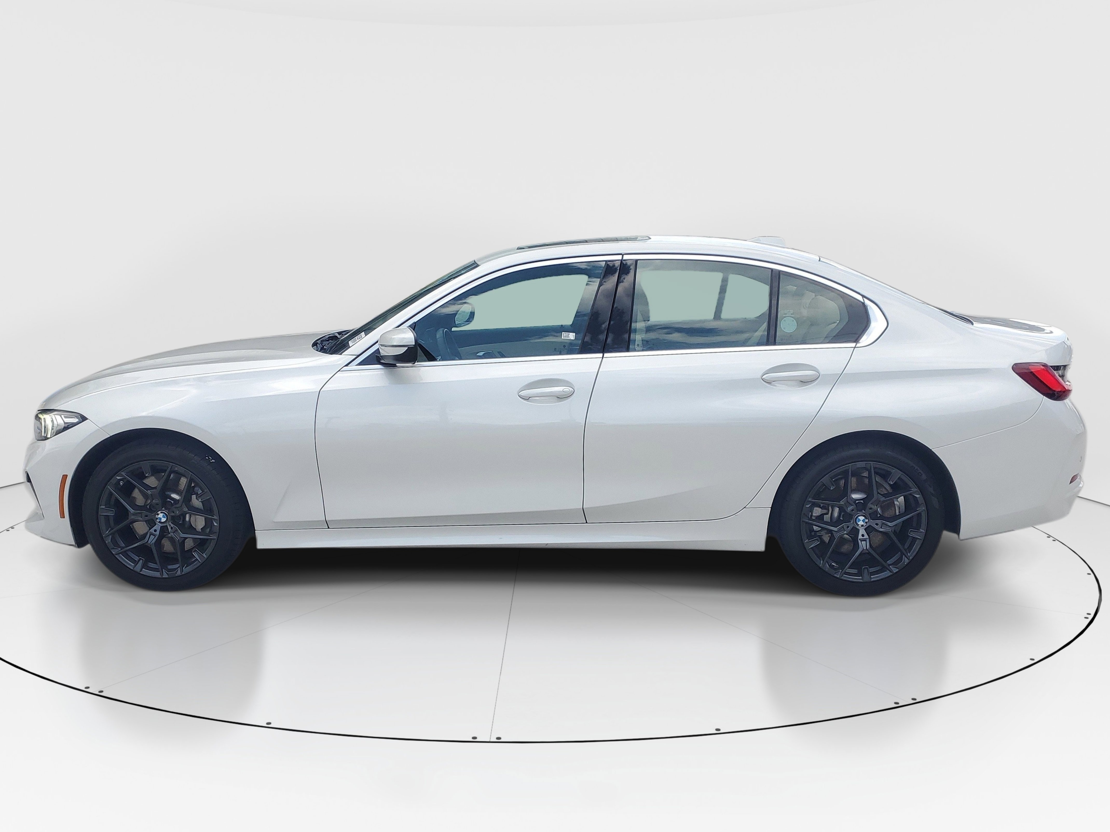 Used 2025 White Metallic BMW 330i image 7