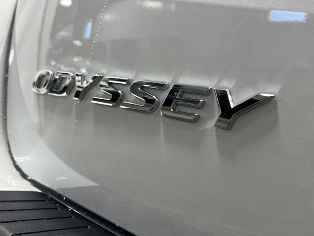 New 2026 Platinum White Pearl Honda EX-L image 6