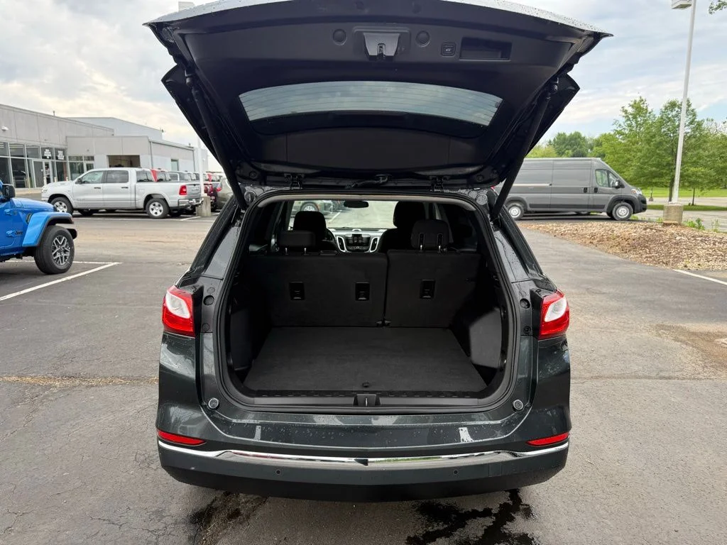 Used 2018 Gray Chevrolet LT image 36