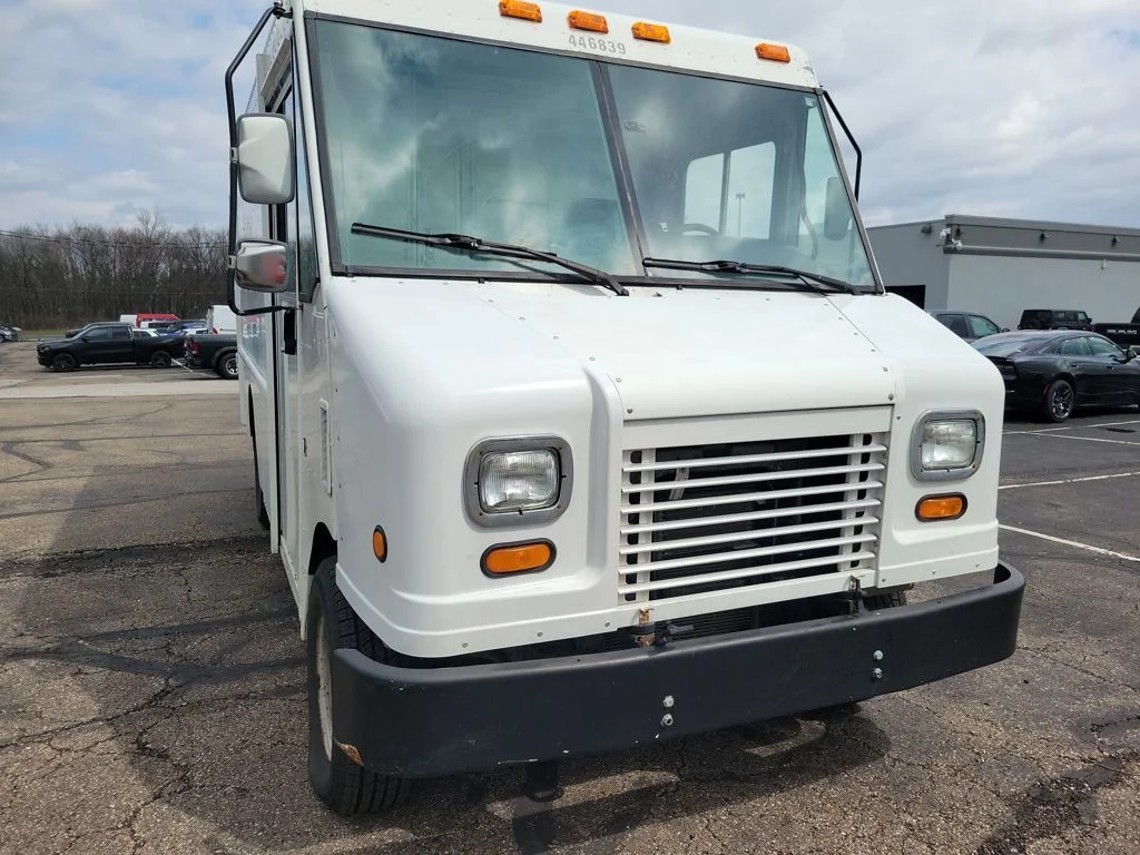Used 2012  Ford Base image 14