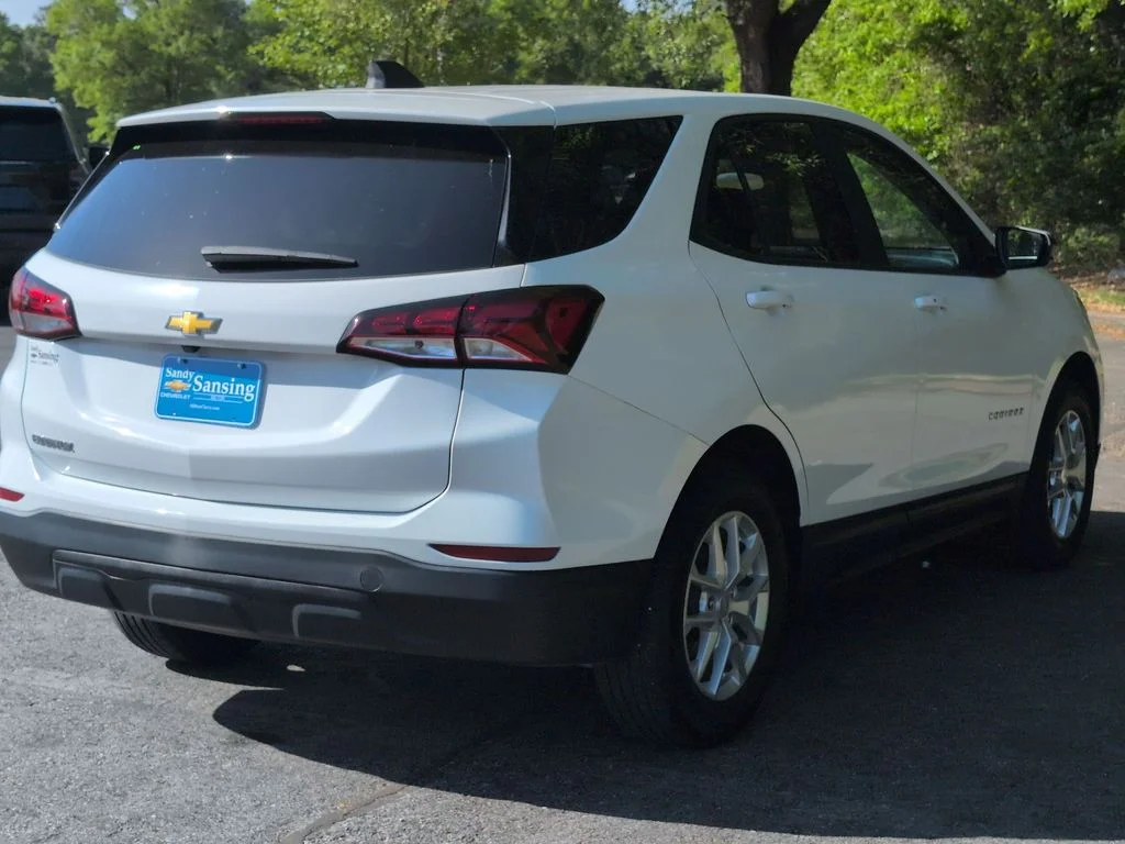 Used 2023 White Chevrolet LS image 5