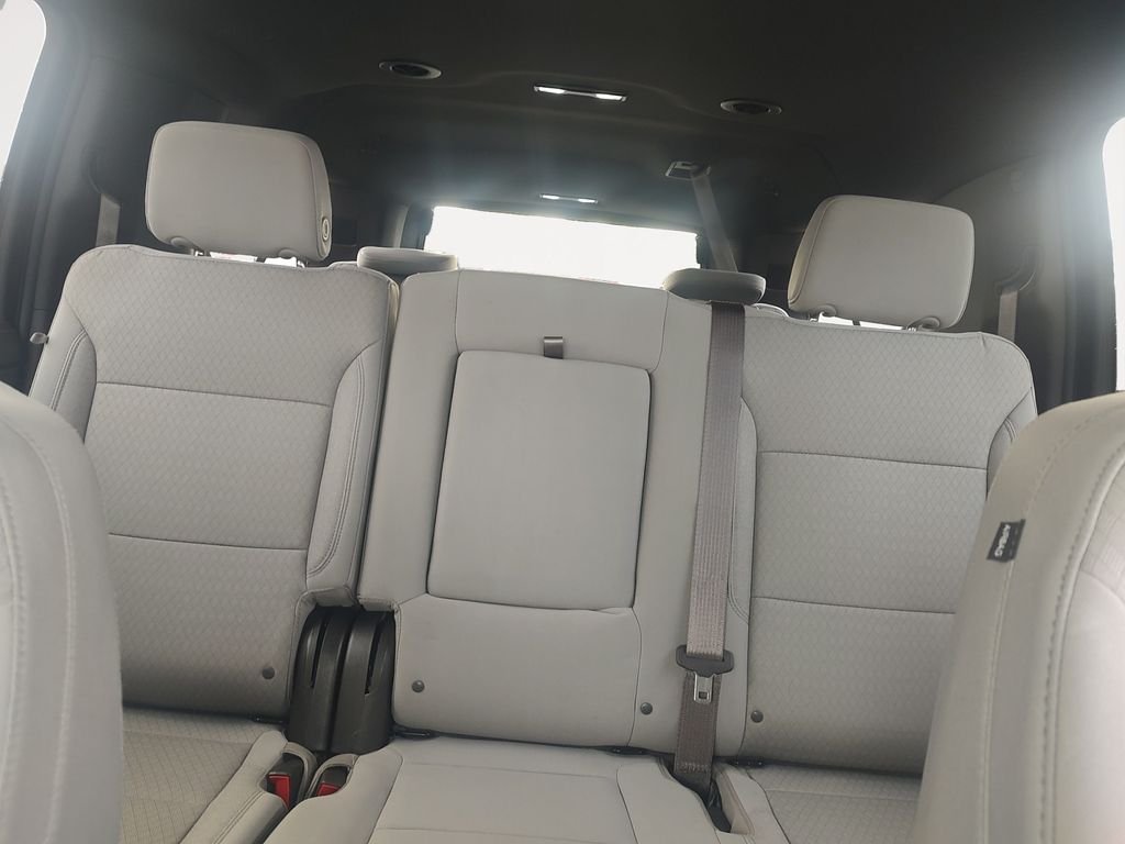Used 2024 White GMC SLE image 13