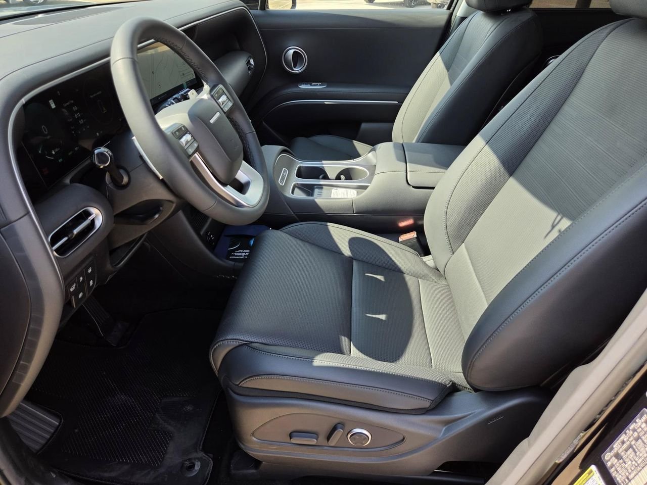 New 2027 Abyss Black Pearl Hyundai Limited 7P image 16