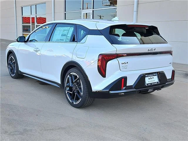 New 2026 Snow White KIA GT-Line (IVT) image 2