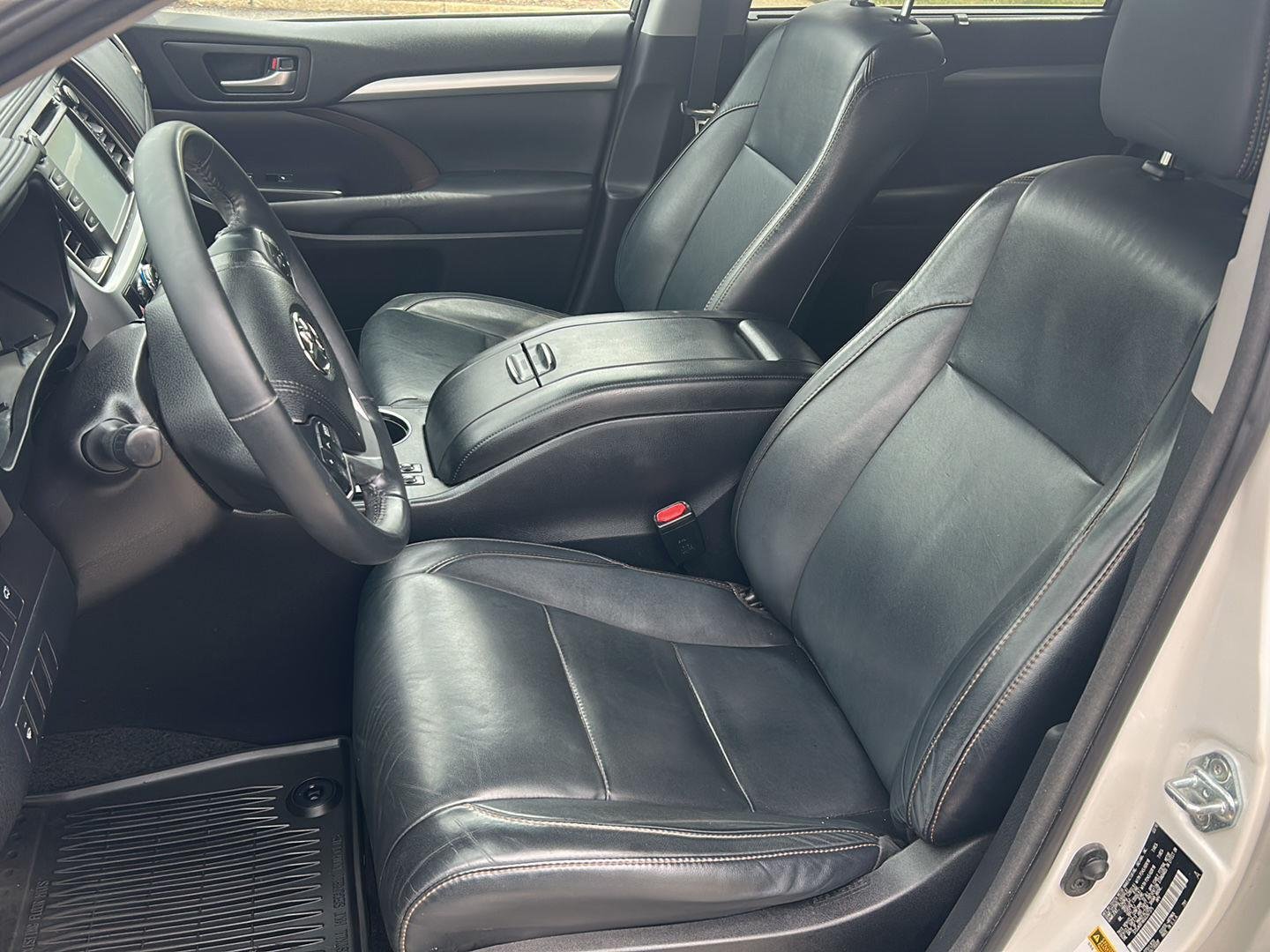 Used 2016 Blizzard Pearl TOYOTA  image 7