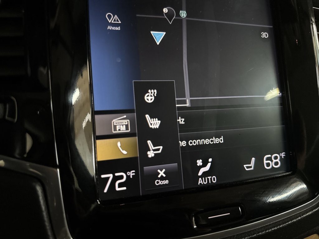 Used 2019 Crystal White Pearl Volvo T8 Inscription image 32