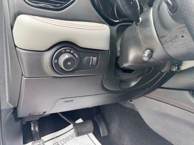 Used 2023 White Knuckle Clearcoat Dodge Citadel image 14