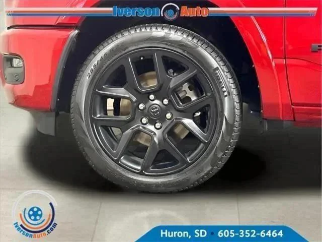 New 2026 Molten Red Pearl-Coat Exterior Paint RAM LARAMIE image 6