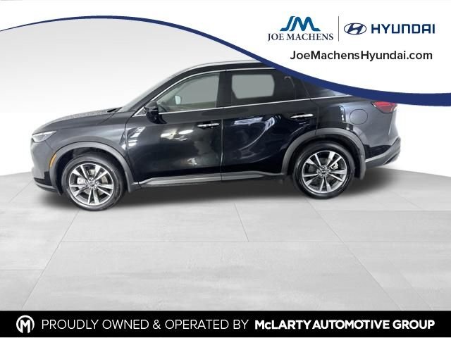 Used 2025 Black INFINITI LUXE image 8