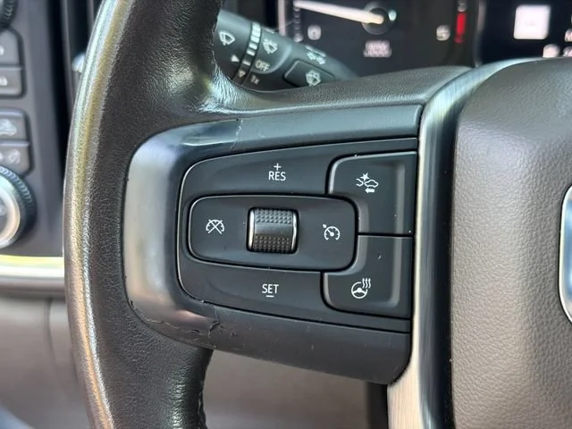 Used 2021 WHITE FROST TRICOAT GMC Denali image 24