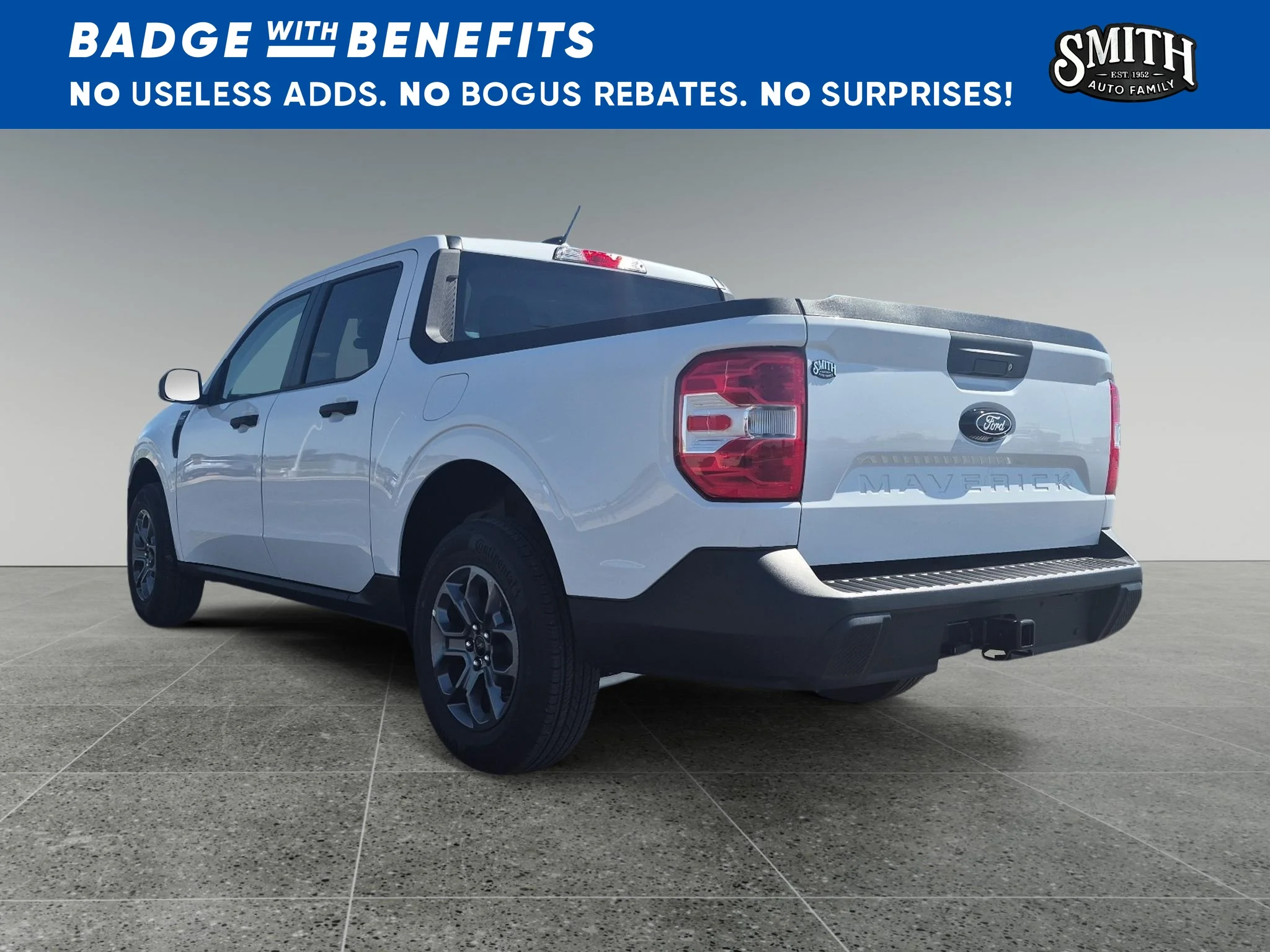 New 2026 Oxford White Ford XLT image 8