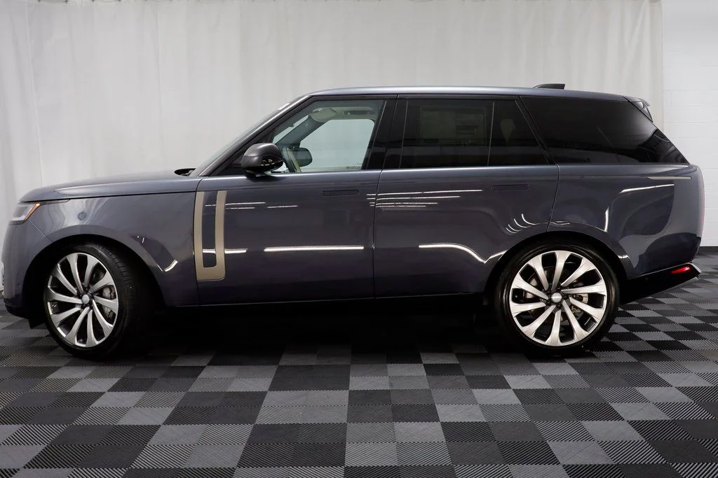 2025 Land Rover Range Rover SE - Photo 6
