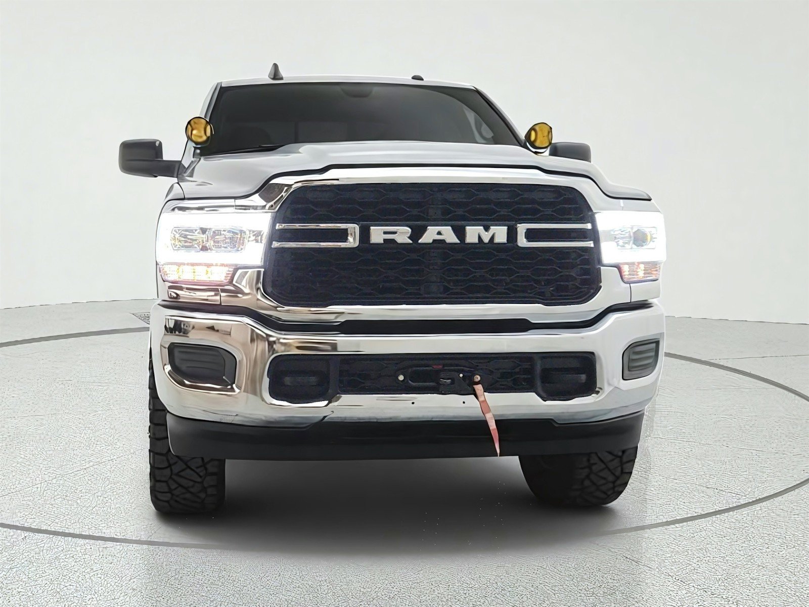 Used 2022 Billet Silver Metallic Clearcoat Ram Tradesman 4x4 Crew Cab 6'4 Box image 2