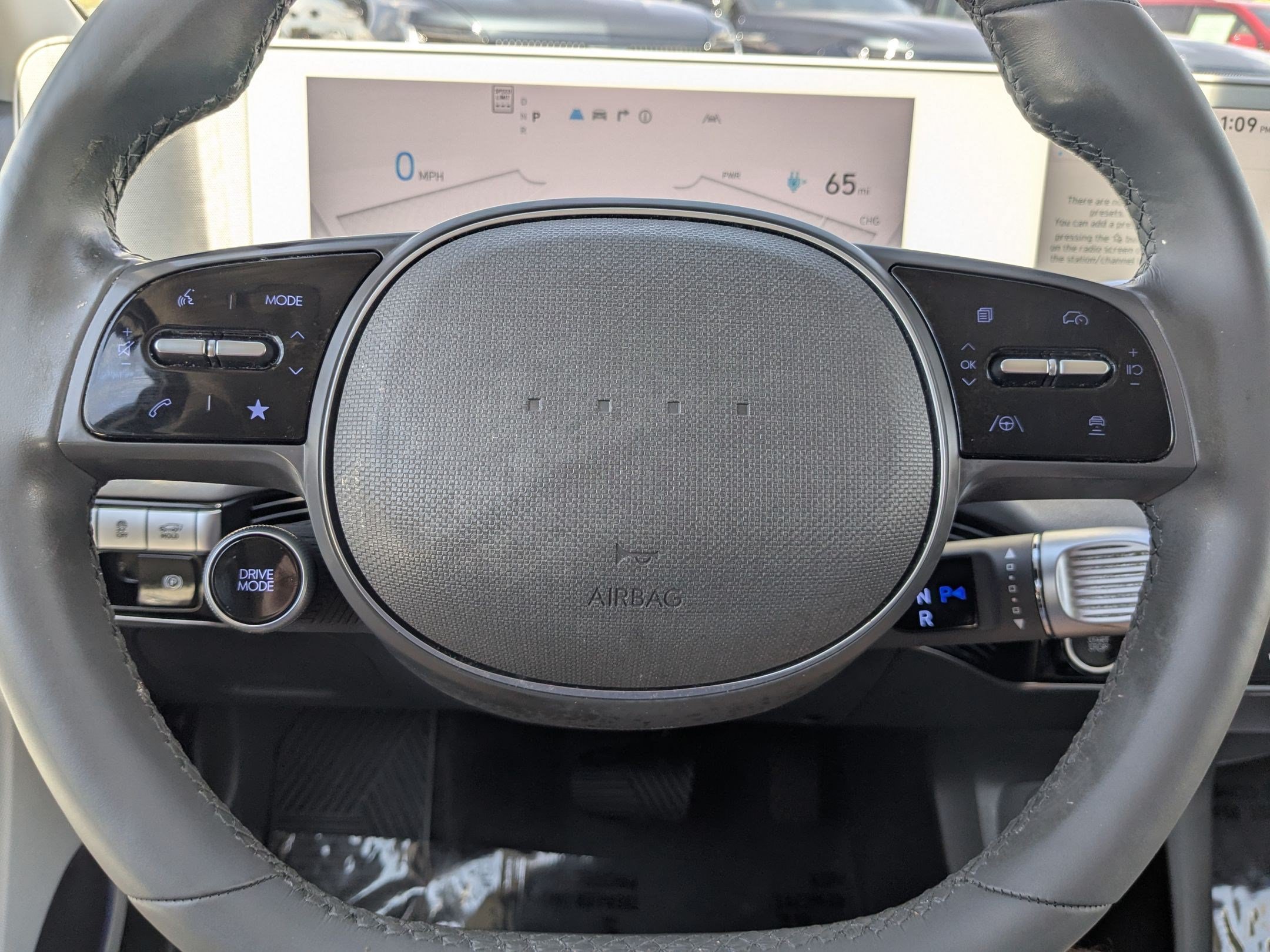 Certified Used 2023 White Hyundai SEL image 16