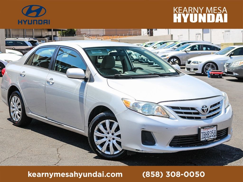 2013 Toyota Corolla LE AT's photo