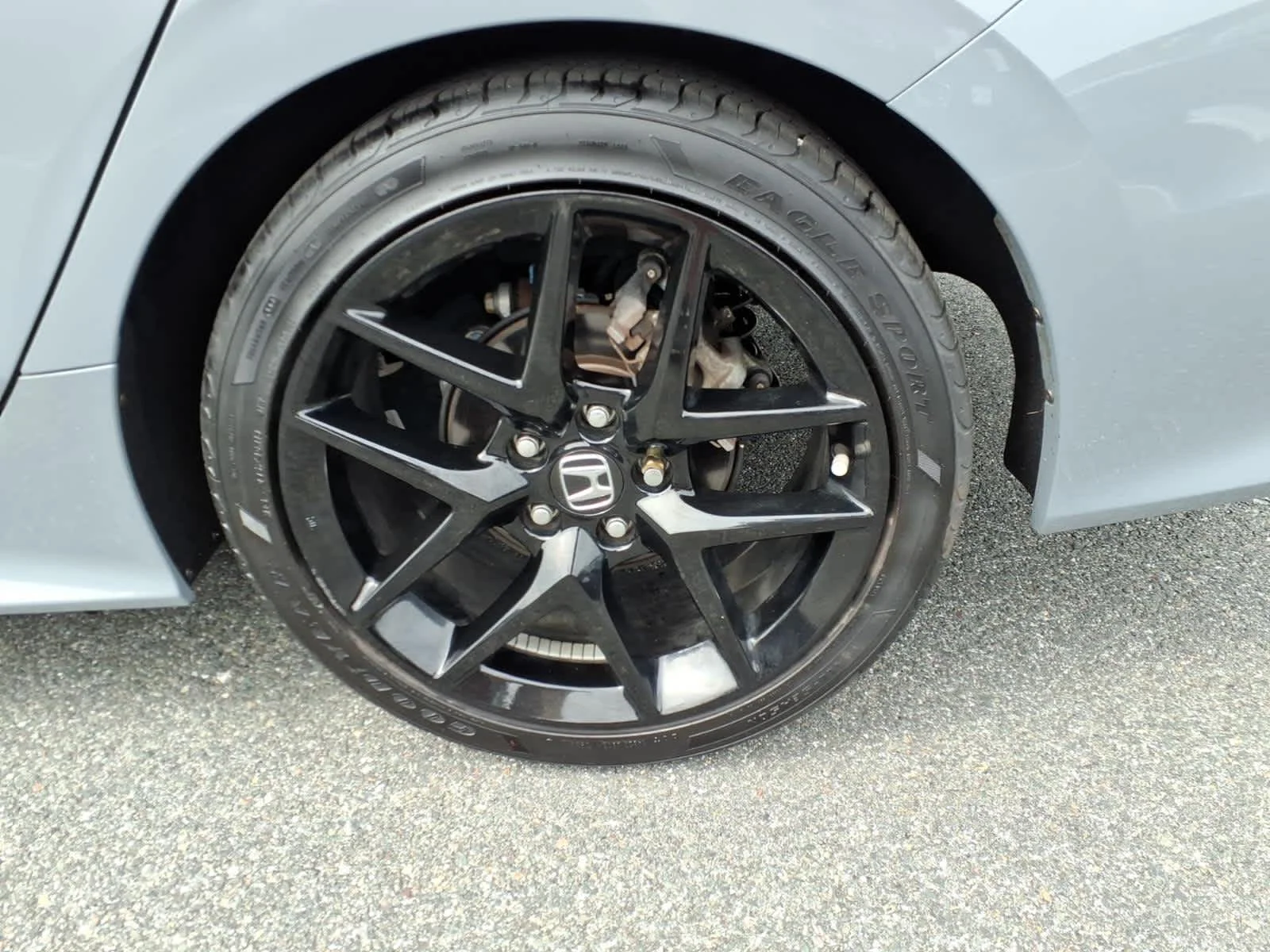 Used 2025 Urban Gray Pearl Honda Sport image 13