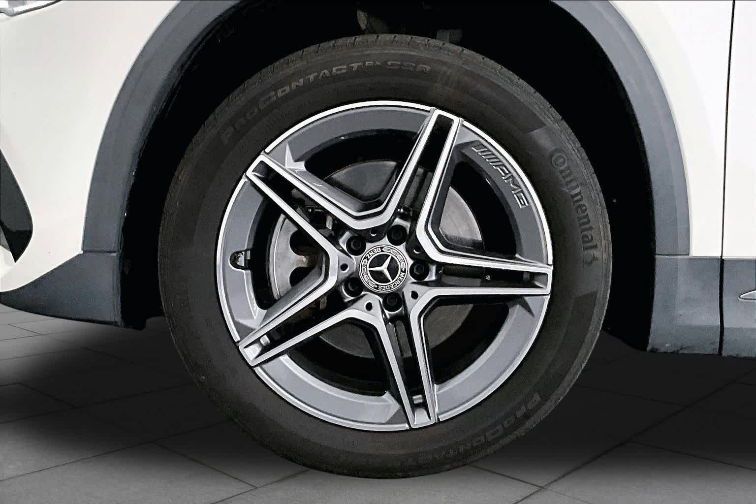 Used 2023 Polar White Mercedes-Benz GLA 250 image 11