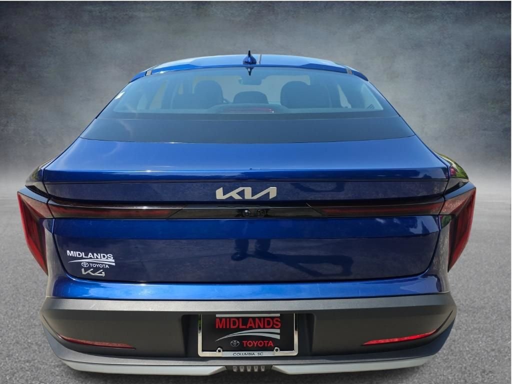 2025 Kia K4 LXS - Photo 13
