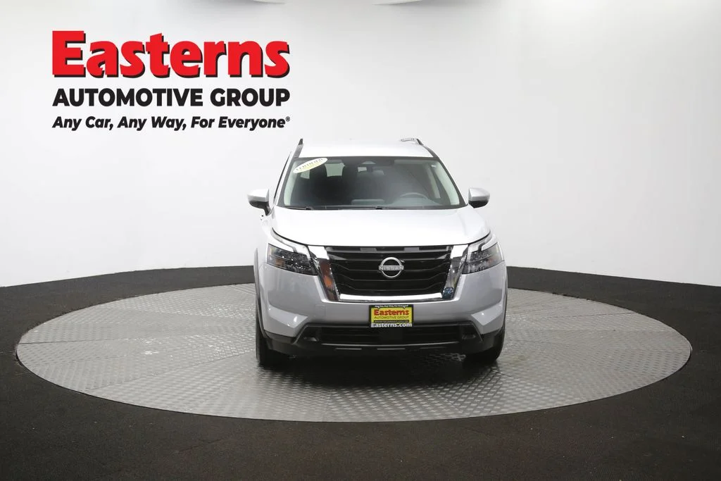 Used 2025 Silver Nissan SV image 56