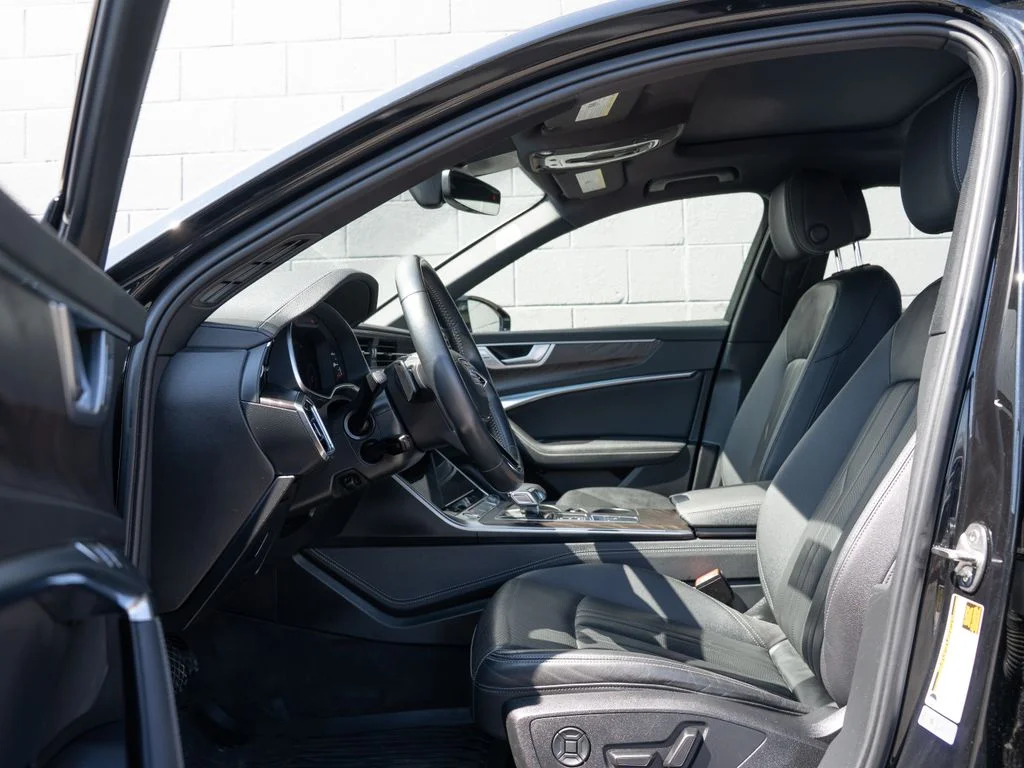Used 2019 Black Audi 3.0T Prestige image 17