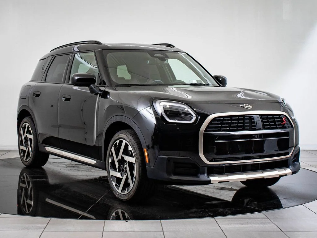Used 2026 Midnight Black MINI  image 5