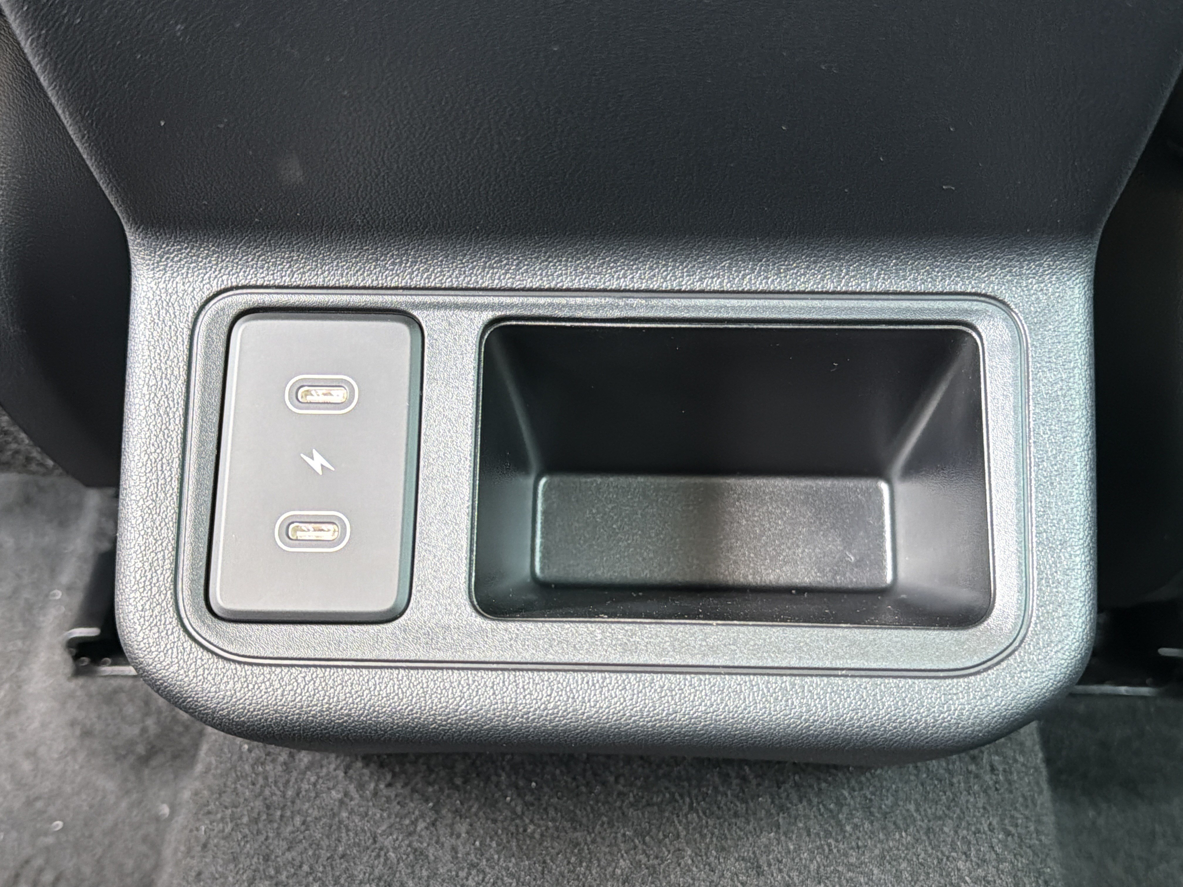 New 2026 Snow White Pearl Kia EX image 20