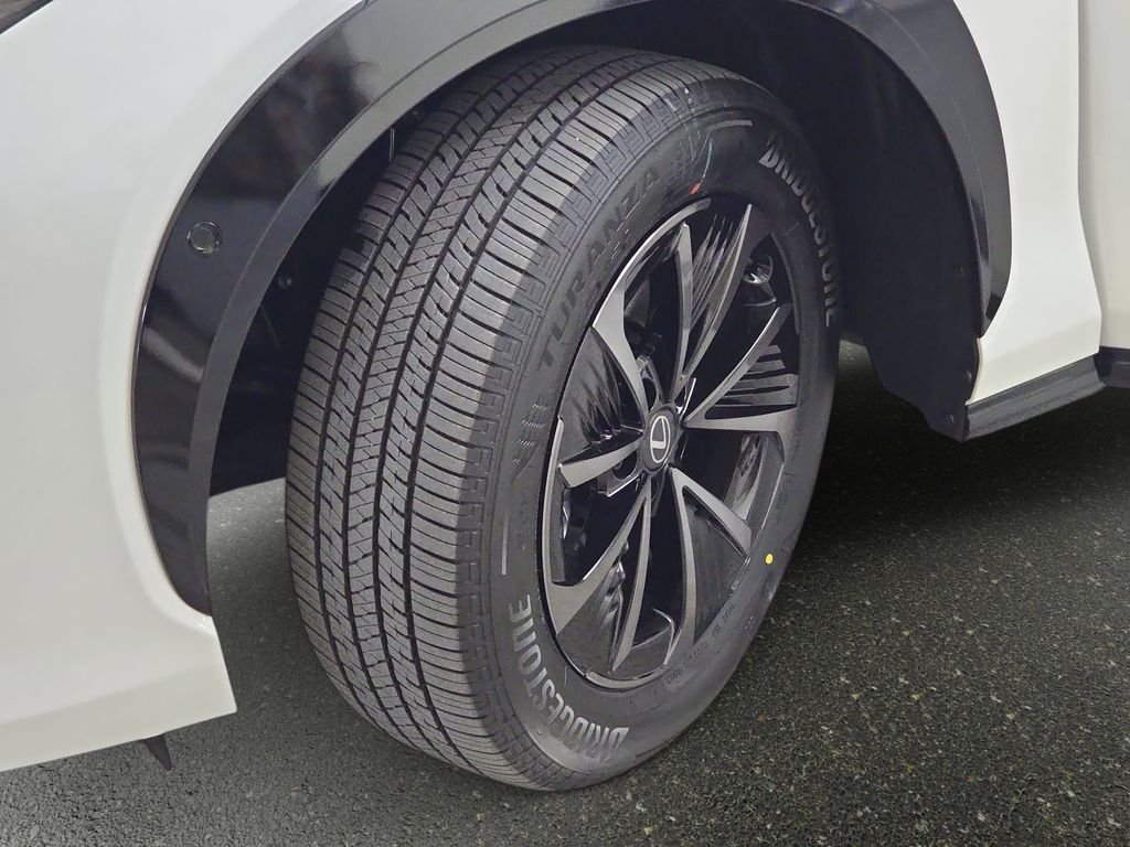 New 2026 Oxygen White Lexus PREMIUM AWD image 33